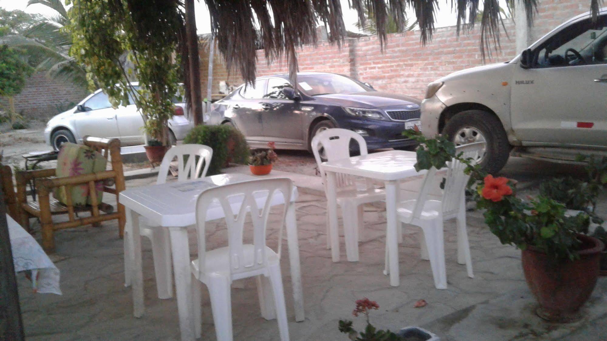 La Casa De Jessy Apartment Mancora Exterior photo